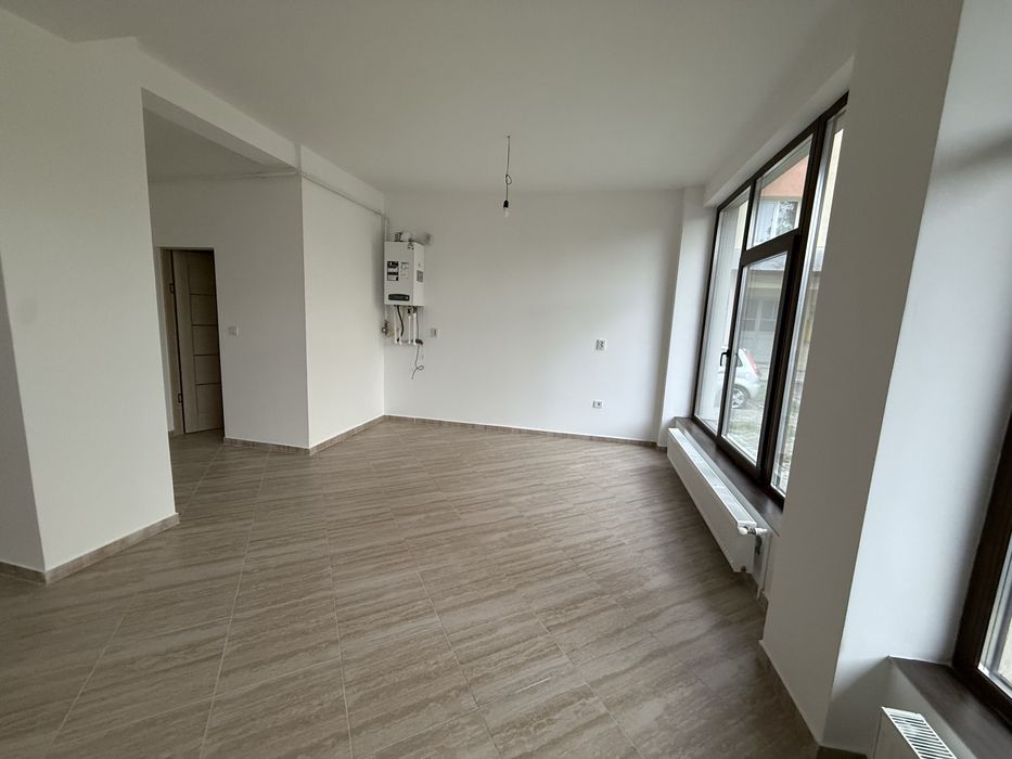 Spatiu Comercial
