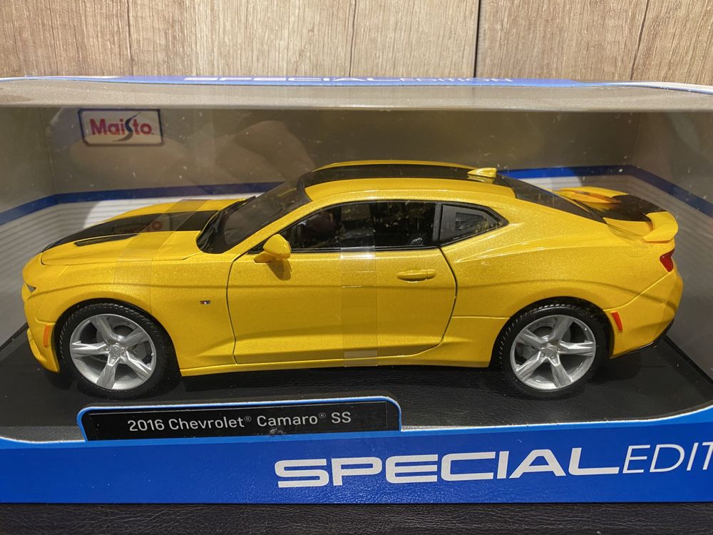 MAISTO CHEVROLET CAMARO SS an 2016 machetă auto scara 1:18