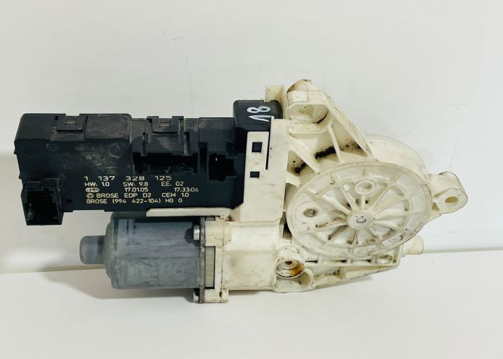 Motoras macara  geam dreapta fata 1137328125 Peugeot 407 prima genera