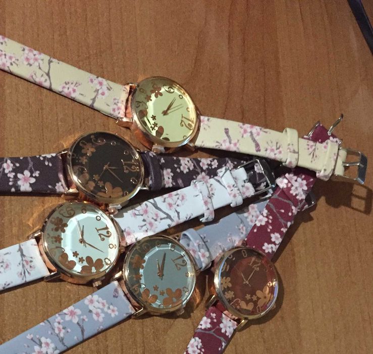 Дамски часовник за 4€