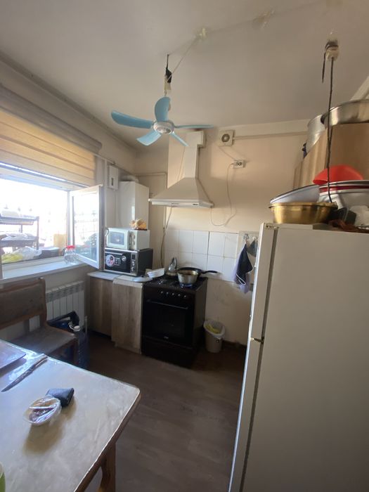 Срочно продаётся Сергели 5а 3 комнатная 60кв