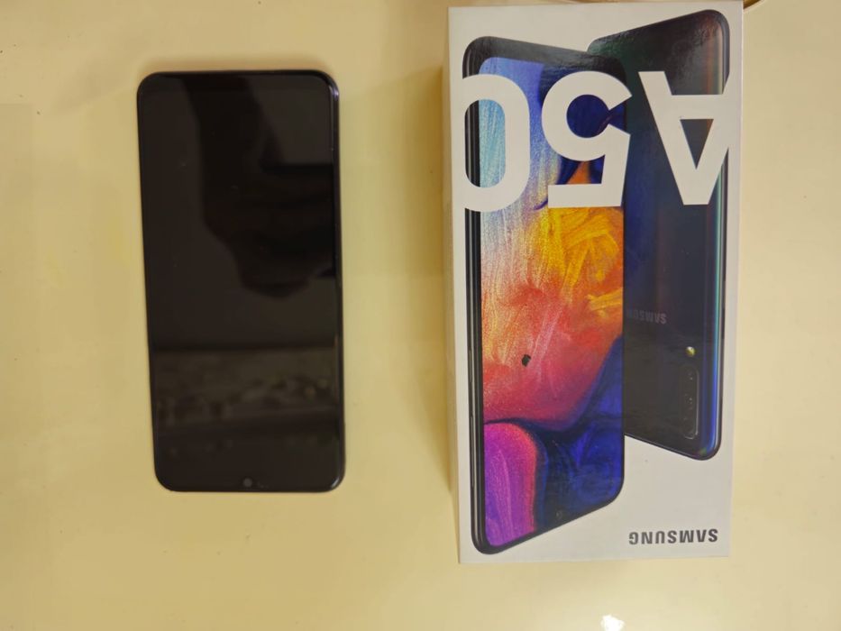 Продается Samsung A50