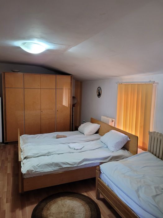 Inchiriez de revelion