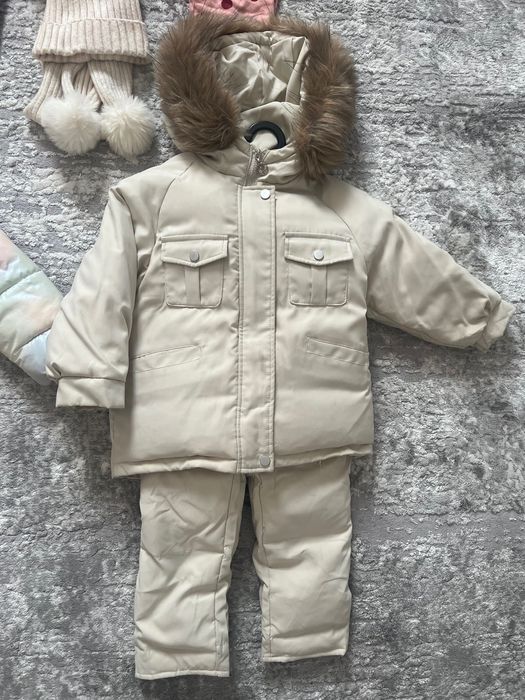 Костюм зимний двойка.на 5-6 лет.
