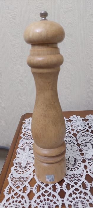 Продам мельницу для специй