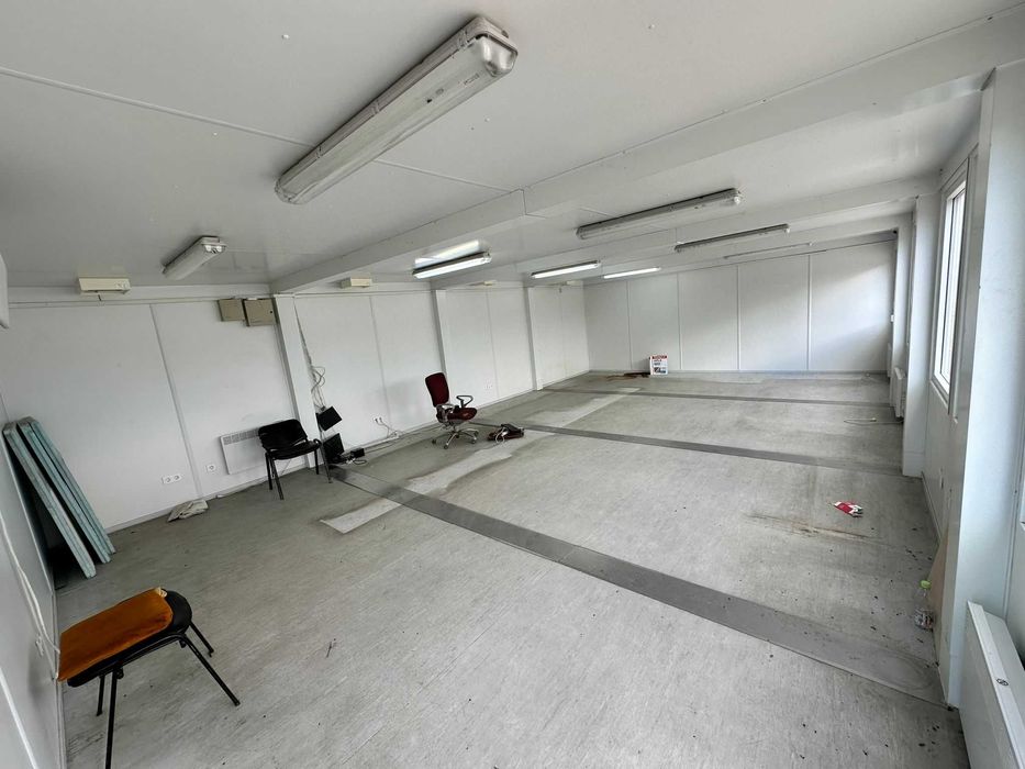 teren + platforma betonata+cort+showroom 3075mp