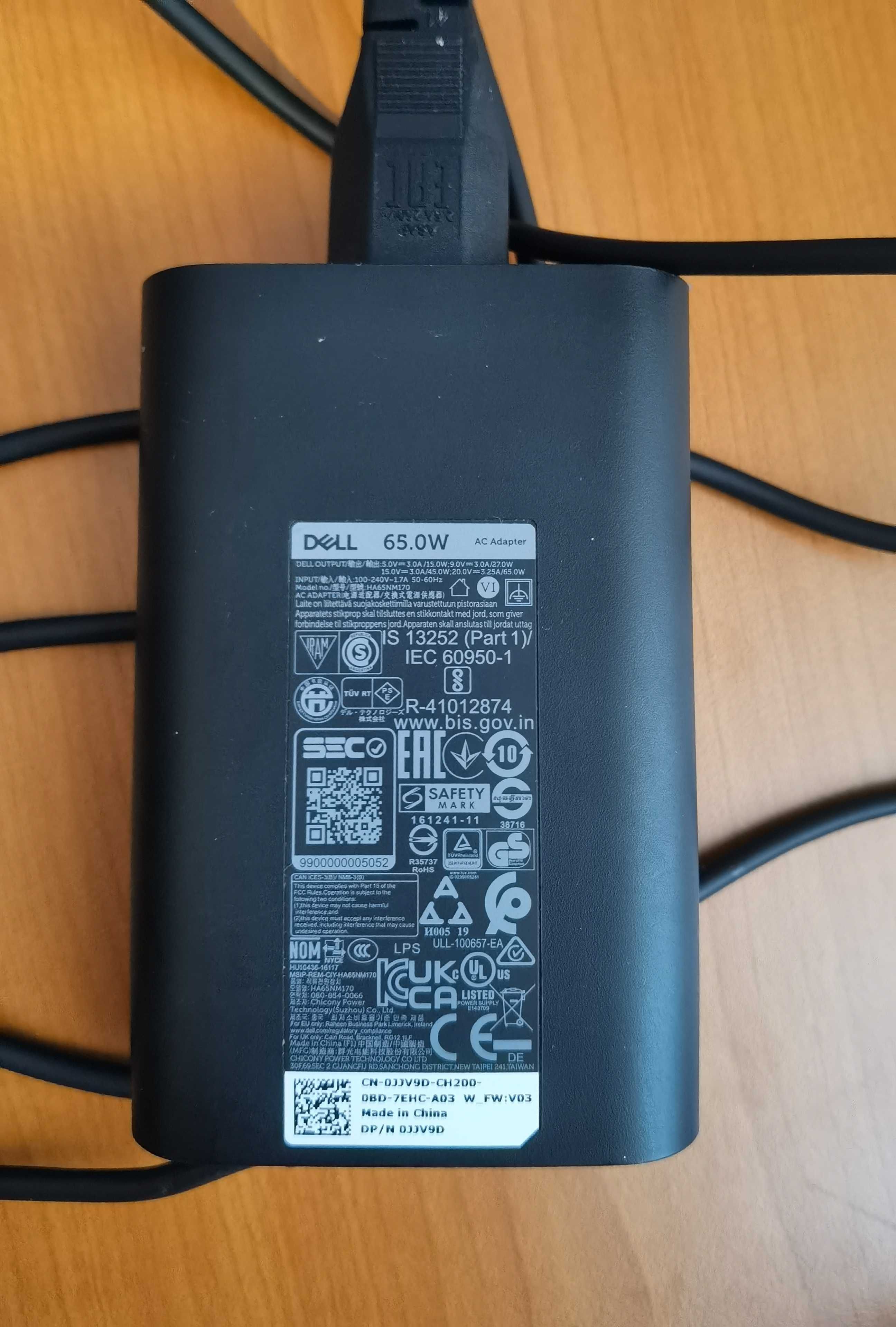 Лаптоп Dell Преинсталиран много запазен