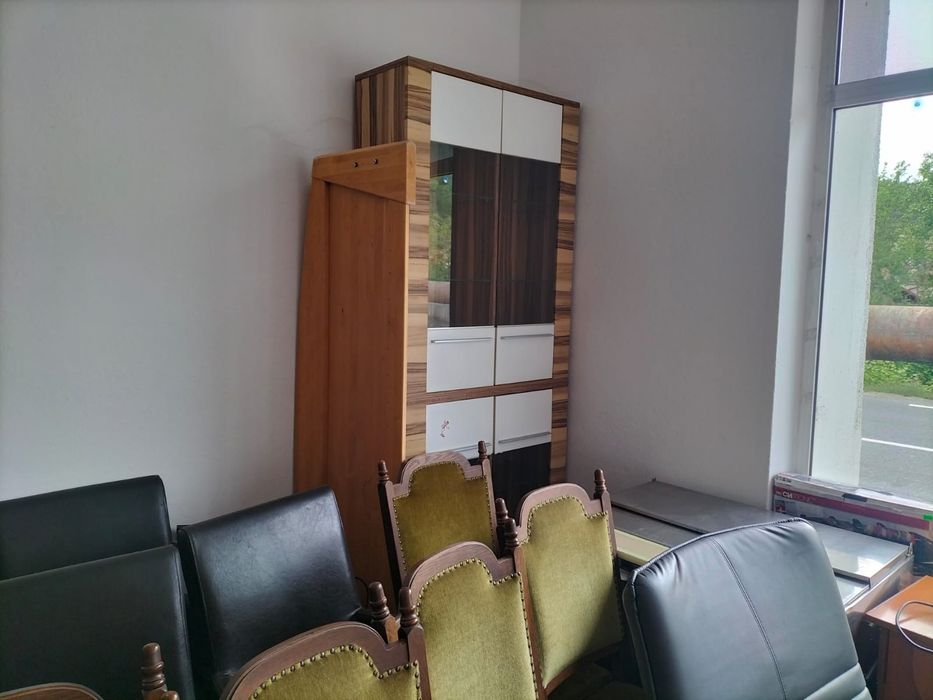 Vitrină / dulap /bibliotecă adusă din Germania .220x90x40