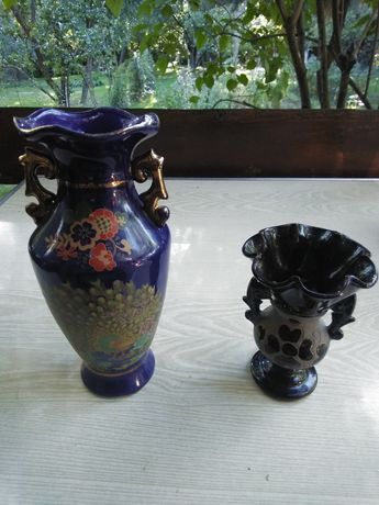Ваза от ковано желязо и Китайски вази