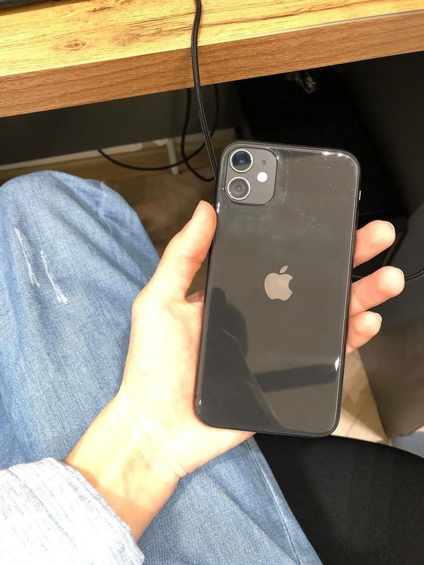 Iphone 11 64 gb idiyal