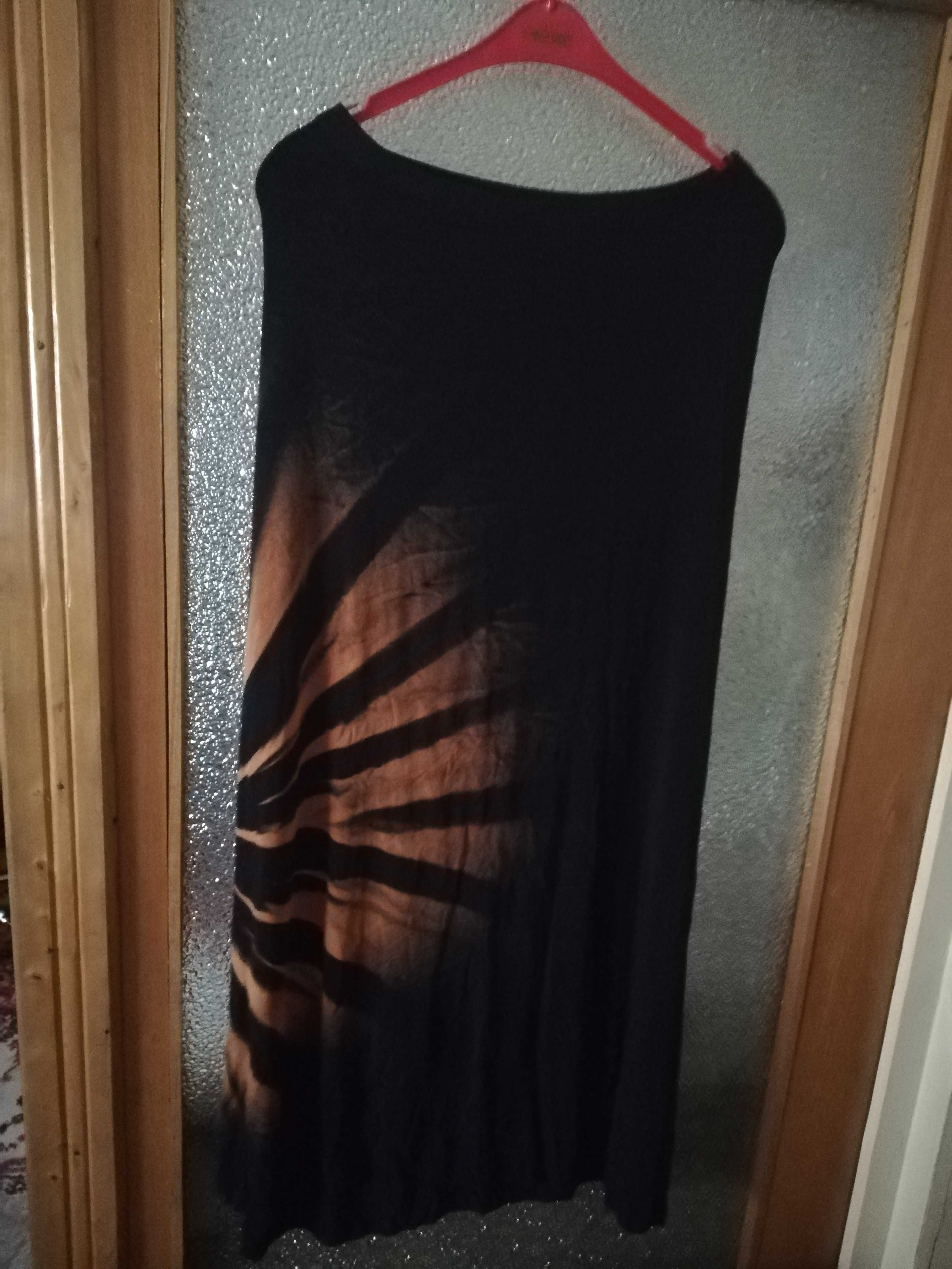 Set Bluza cu fusta, culoare neagra, marimea XL - Negociabil