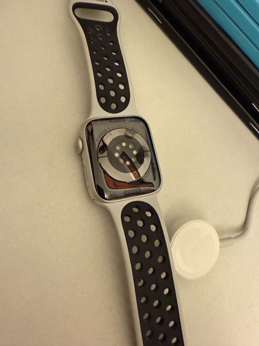 Ceas Apple Watch Nike Seria 6 GPS 44 MM