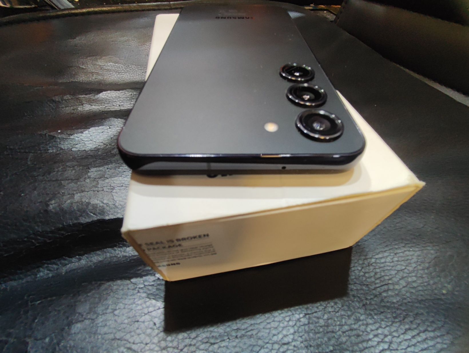 Samsung S23 128gb нов silver