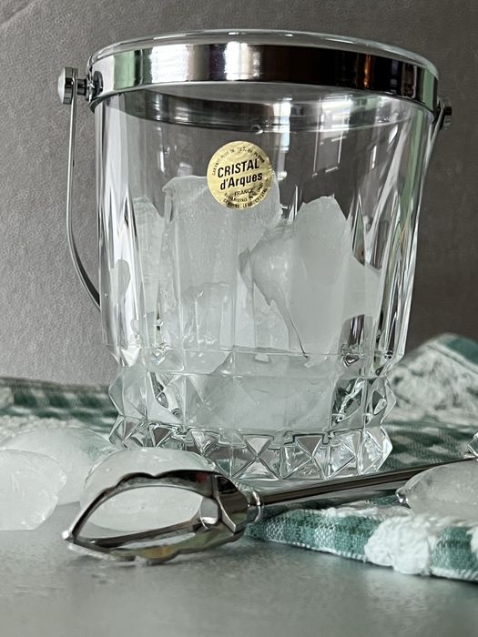 Frapiera pentru gheată din cristal