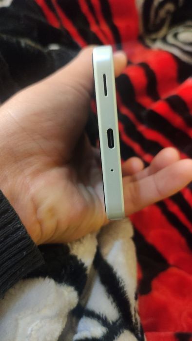 Samsung A16      xotira 6/128gb