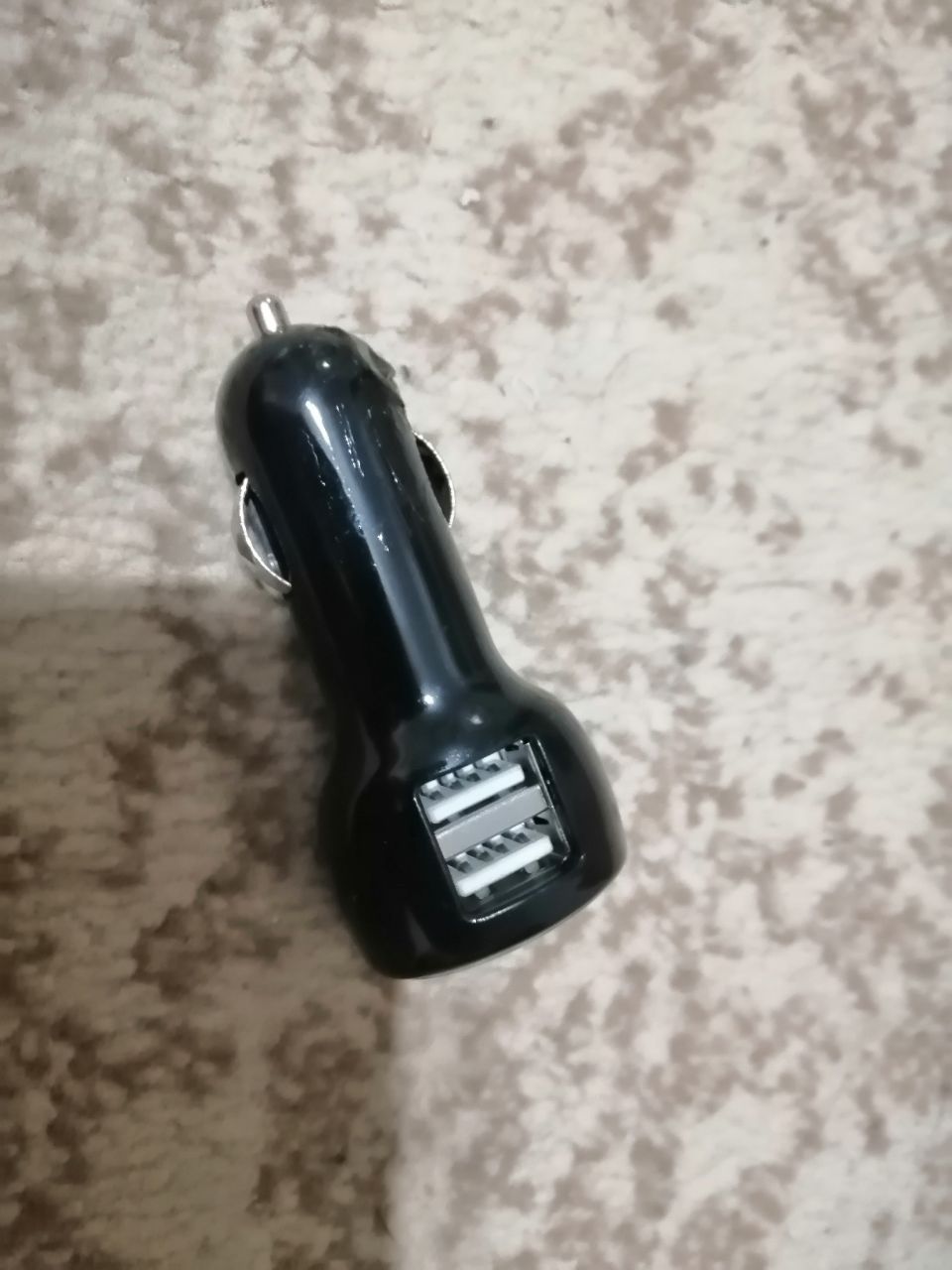 USB зарядное устройство от прикуривателя для машины