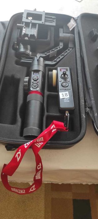 стабилизатор электронный трехосевой. с жилетом