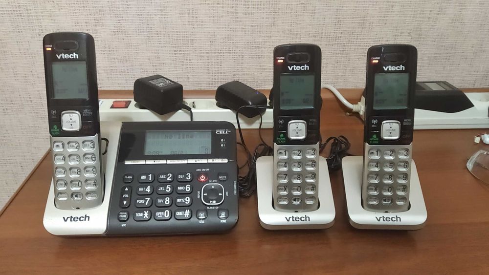 Продам радиотелефон VTECH три трубки на один телефонный номер.