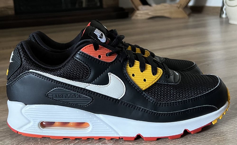 Nike Air Max 90…. Marime 45,5