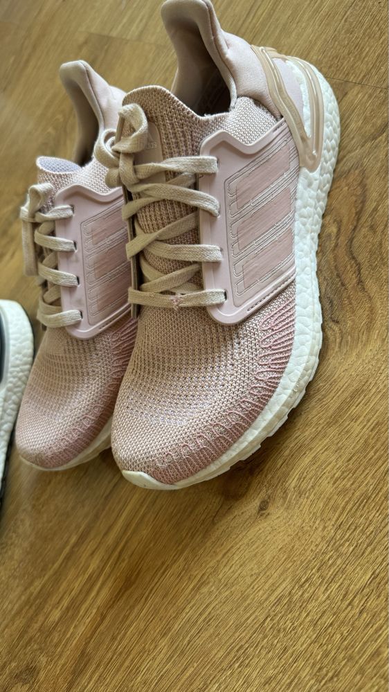 Маратонки Adidas Ultraboost