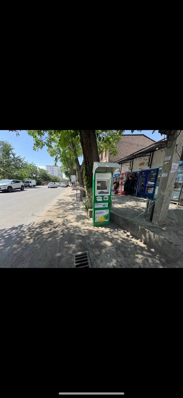 Сдаётся в аренду Yakkasaroy yólni bòyida arendaga joy beriladi magazin