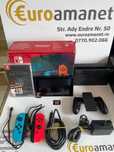 Consola Nintendo Switch cu doua jocuri si card de memorie -A-