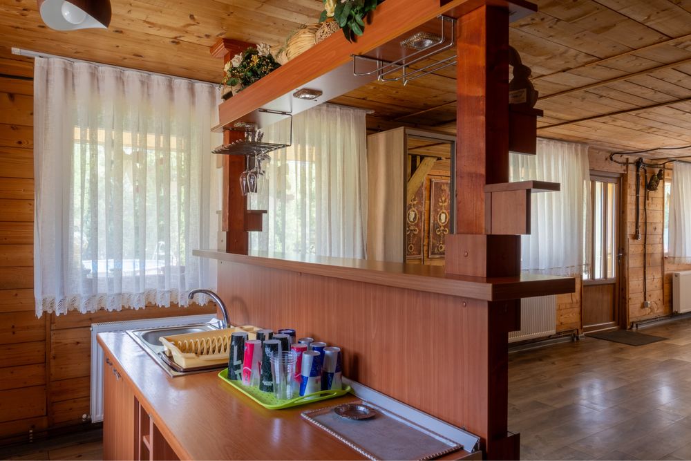 Cabana cu Ciubar in Dej (ocupata DE REVELION) 9000 lei
