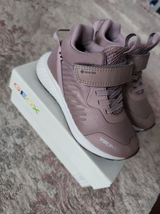 Детски маратонки VIKING.