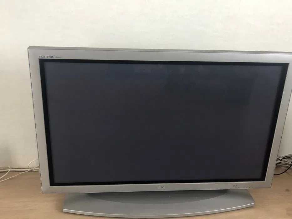 Телевизор LG Плазменная панель LG MT 42PZ90