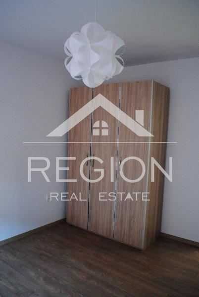 Дава се под наем Тристаен апартамент в Варна, Център - 100 кв.м за 510 € - Снимка #12