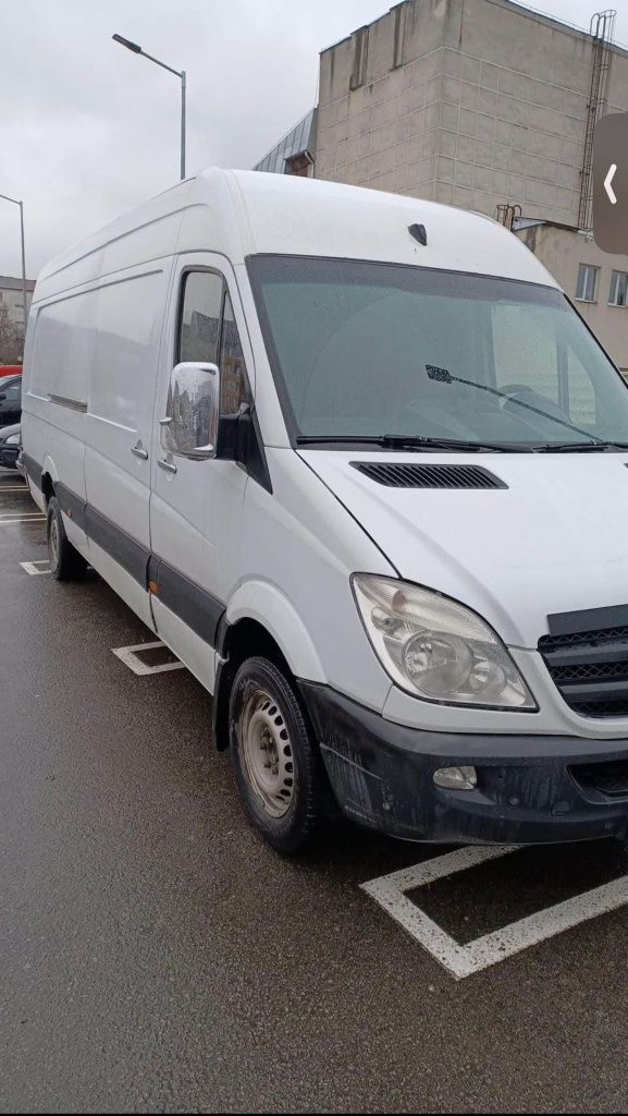 Vând urgent Sprinter 316