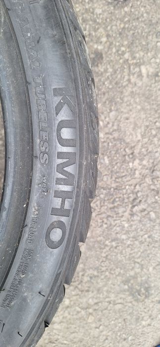 9+мм! 255 35 19 Kumho wintercraft wp71
