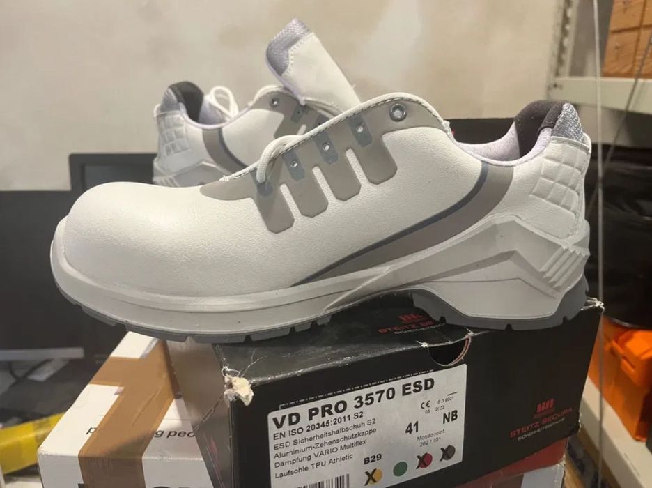 Vând pantofi de lucru, 41, Steitz Secura S2 VD PRO 3570 ESD NB