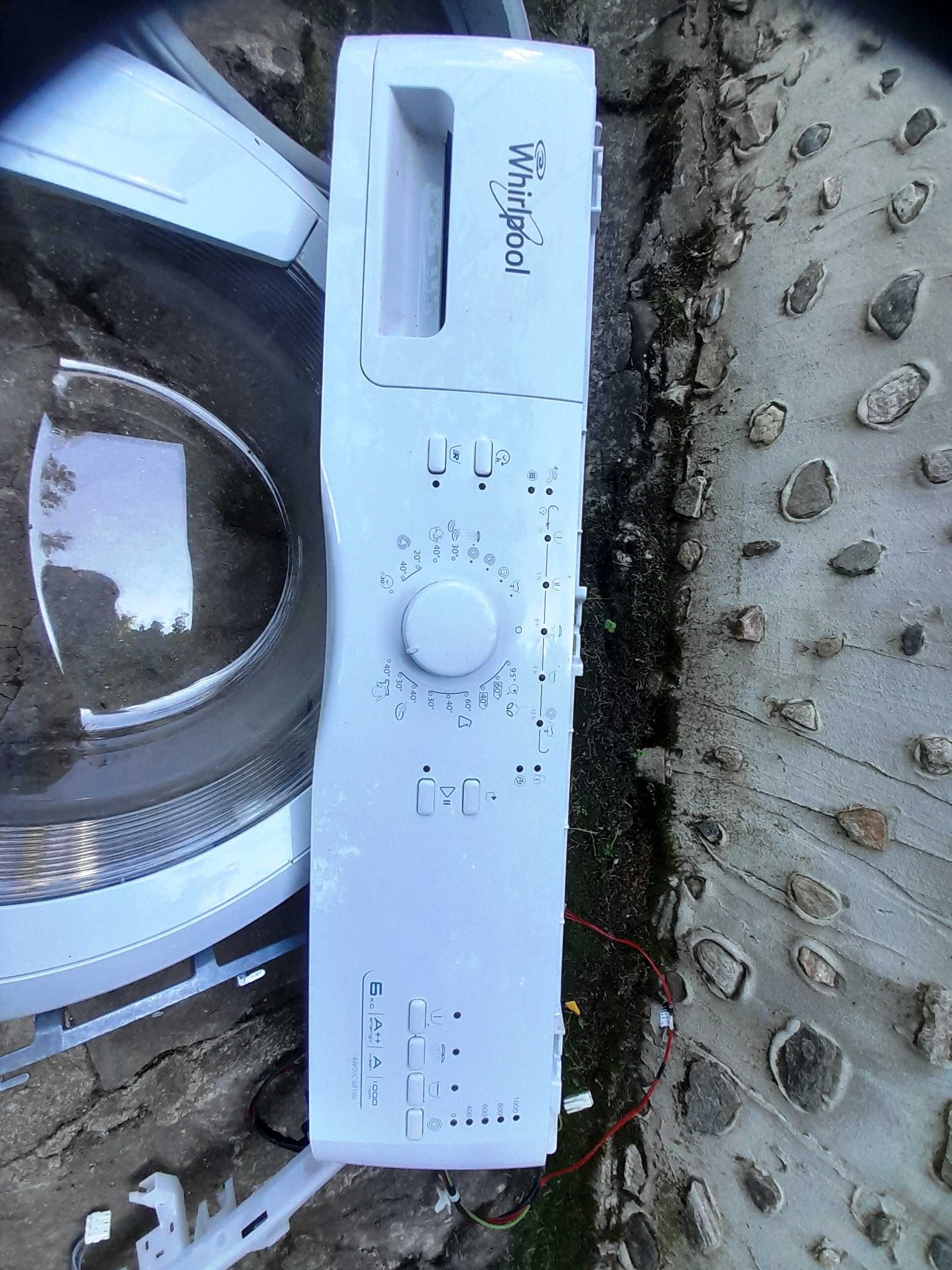 Продавам пералня Whirlpool AWO/C 60100 с проблем