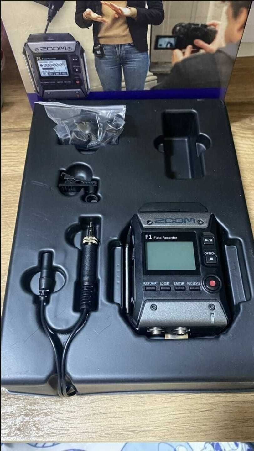 Reportofon Zoom F1 recorder audio