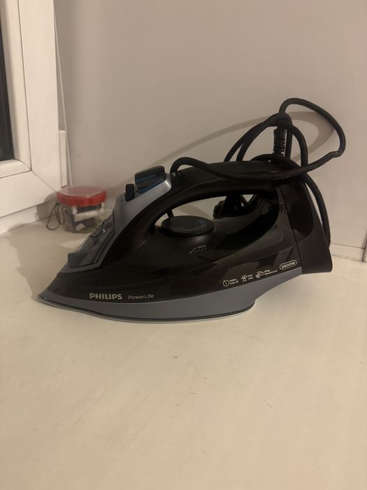 Продам утюг срочно