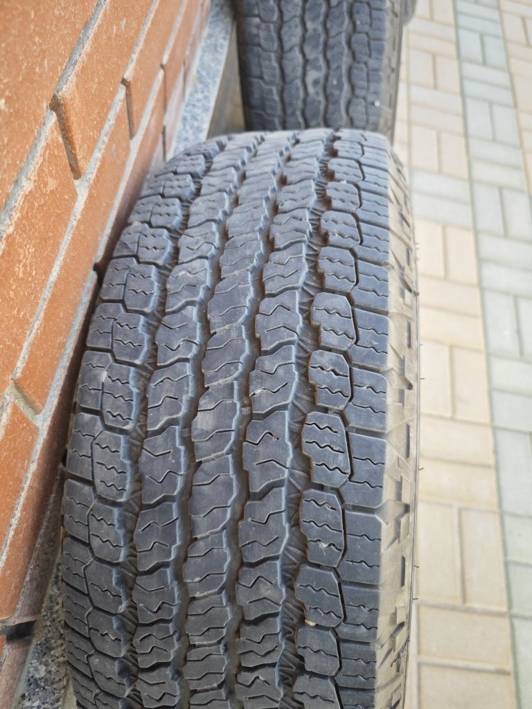 Шины комплект GoodYear 265/70/R16