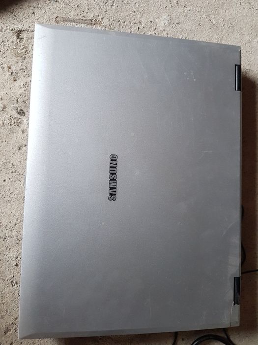 Лаптоп samsung R40 Plus