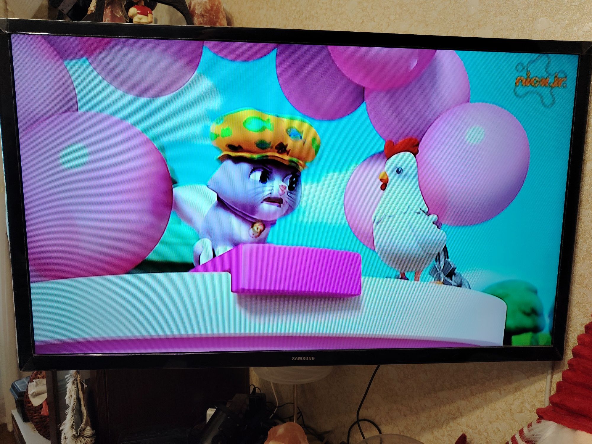 TV Samsung UE 32J4570SS