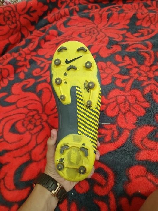 Ghete de fotbal Nike