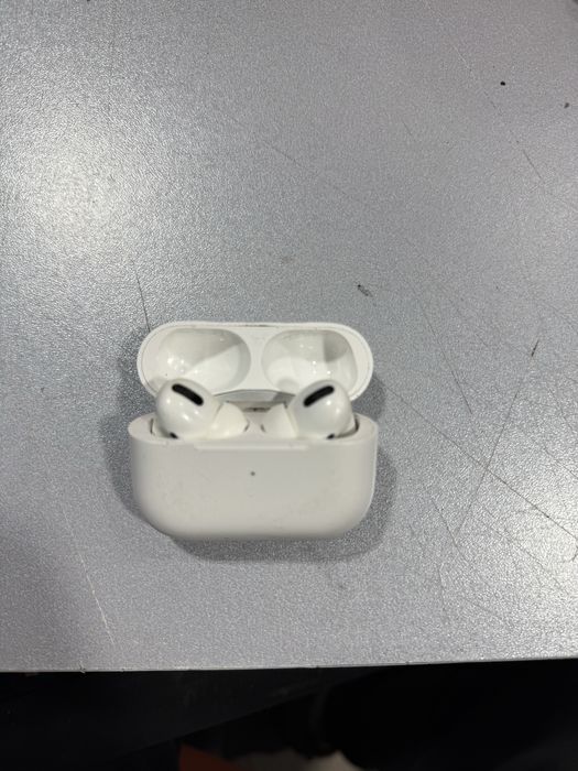 Vand casti airpods pro 1