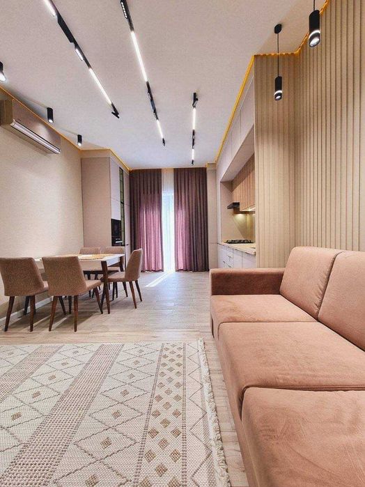 ЖК «Казахстан»
3/6/10
Площадь: 88 м² + балкон 8 м² (новостройка)