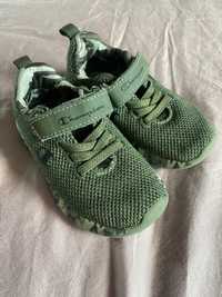 Vând pantofi Adidas Champion, mărime 23 copii
