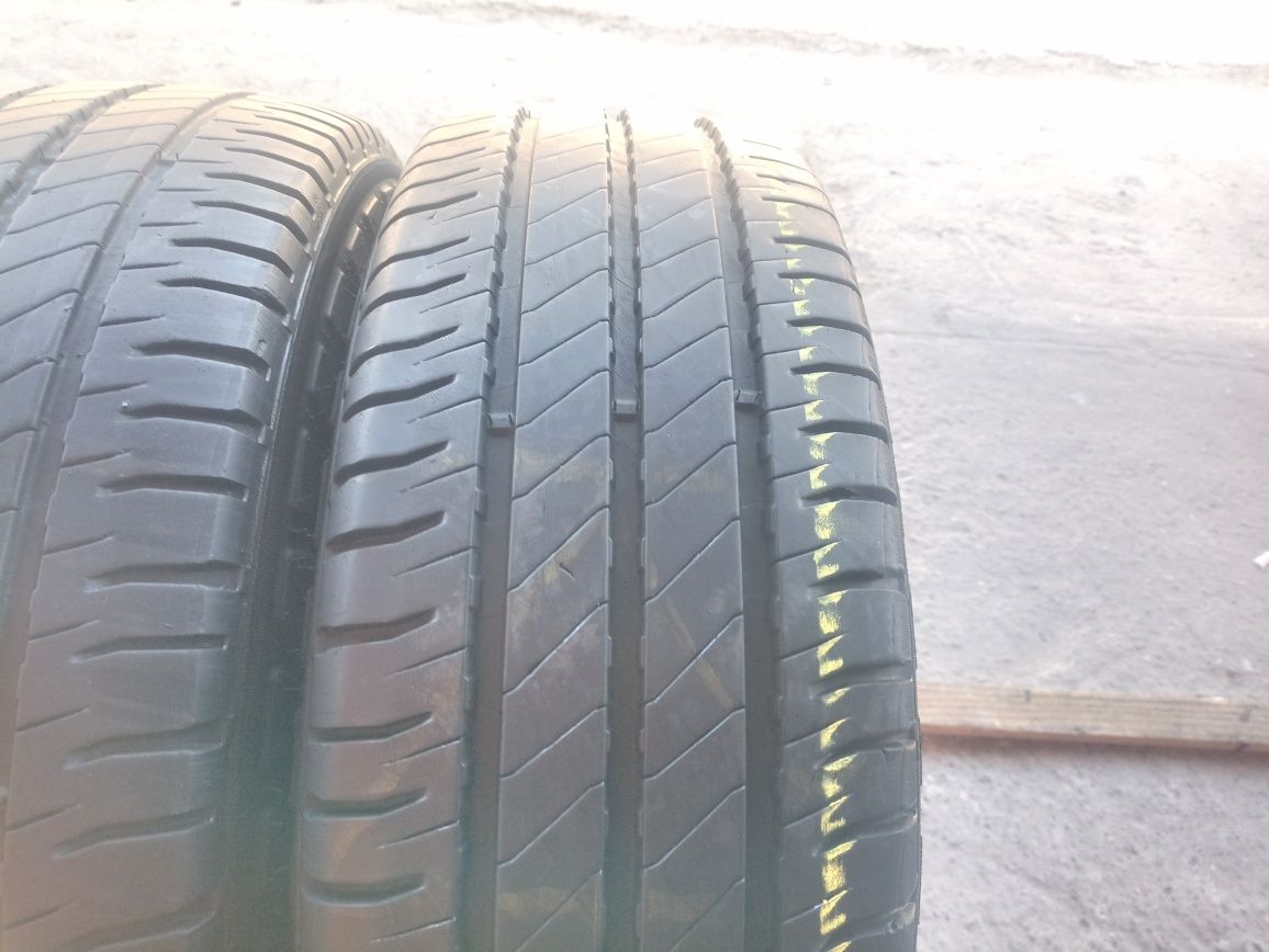 2 anvelope Michelin 215/70 R15C dot 2621