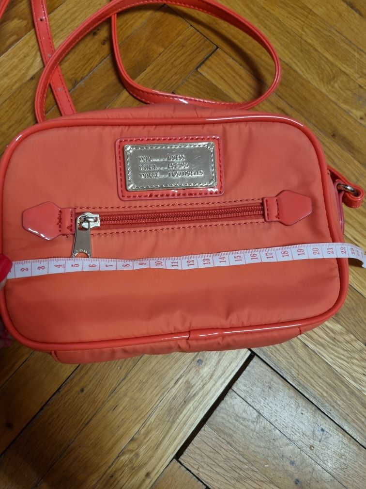 Чанта guess оригинална