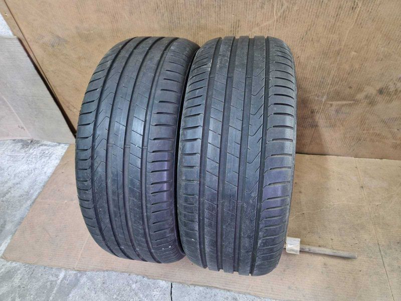 2 Pirelli R19 255/45 Anvelope de vară Dot3322