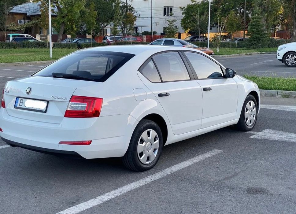 Vând Skoda Octavia 3 1.6 tdi