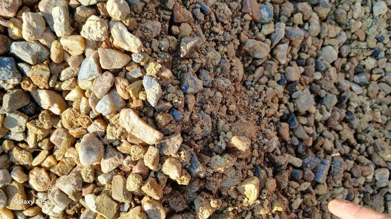 Qurilish Qumi va  benatitli gelmoya