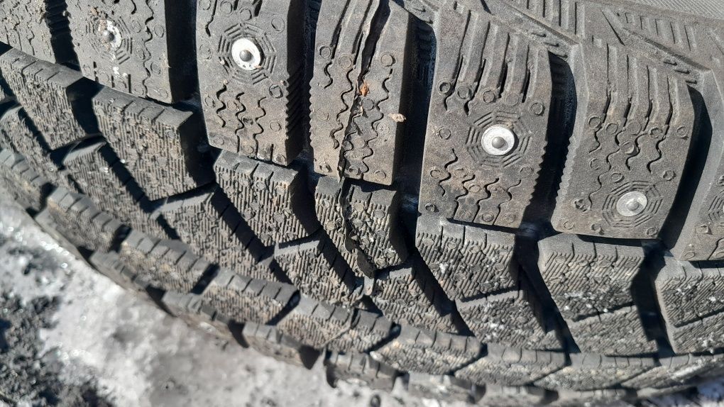 Продам шины R13,
