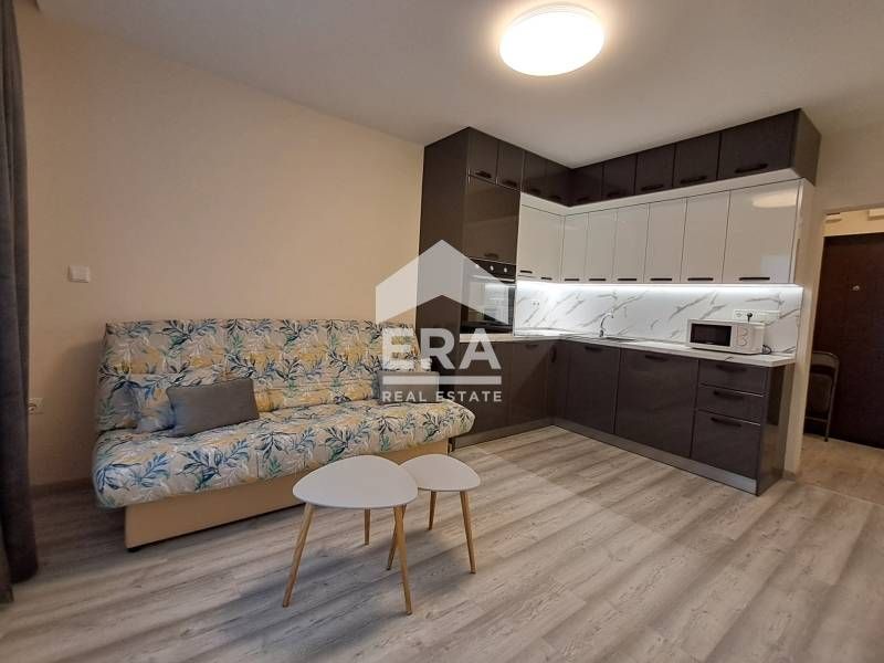 Eдностаен, чисто нов, обзаведен апартамент под наем, в нова тухлена сг